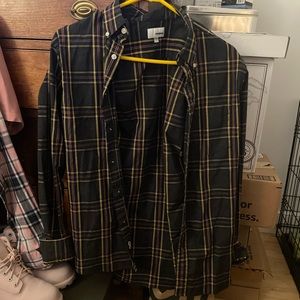 Sonoma Good for Life flannel type button down long sleeve shirt